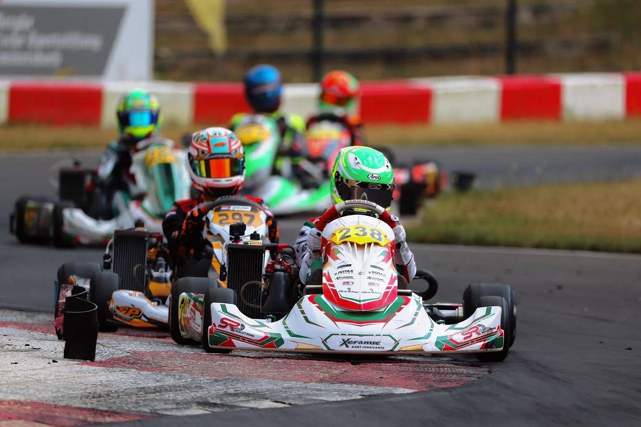 SR Solutions Racing Team